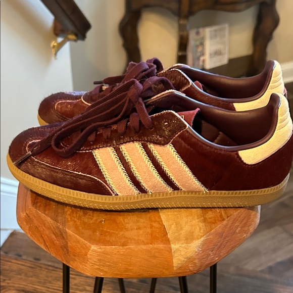 Adidas Samba Sneakers Bergandy Samba OG Sneakers size 8 1/2 - Picture 7 of 13